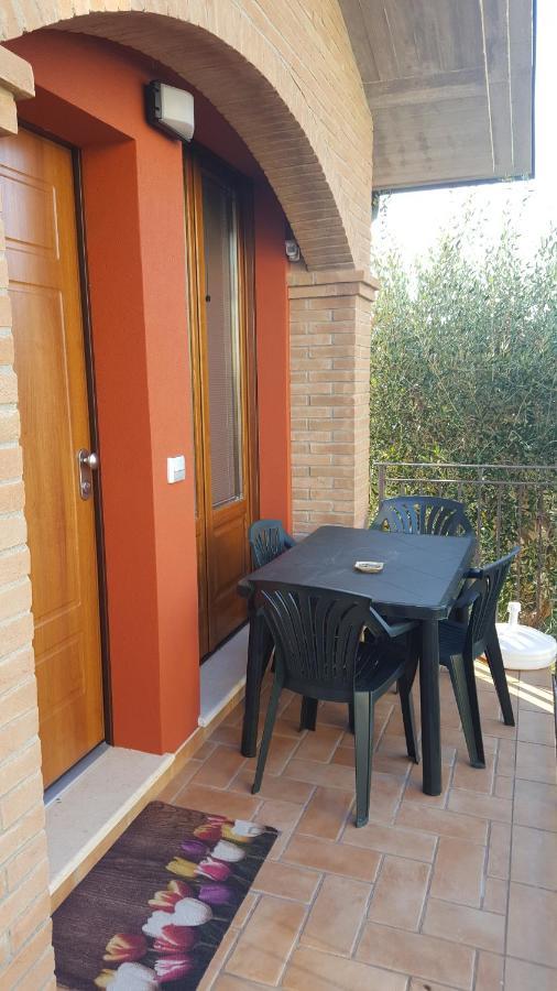 Tulipano Appartamenti Marotta Exterior foto